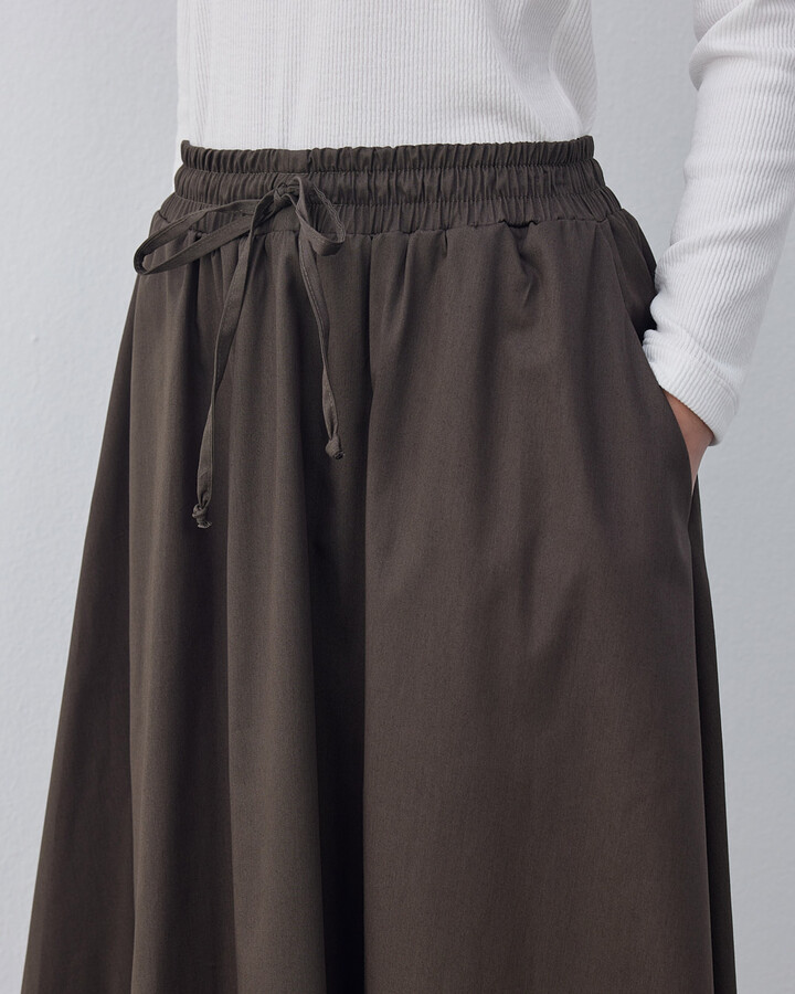 Gabardin Nervür Detaylı Cepli Font Etek Kahve