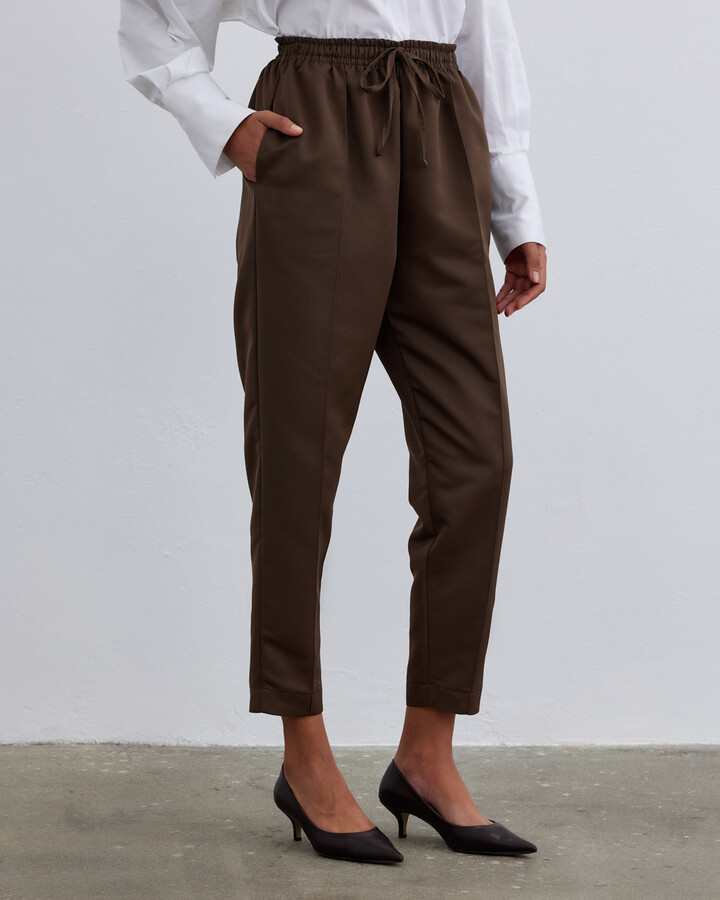 Klasik Havuç Kesim Pantolon Kahverengi