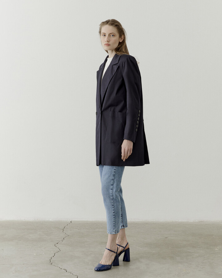 Lacivert Yırtmaçlı Cepli Blazer Ceket
