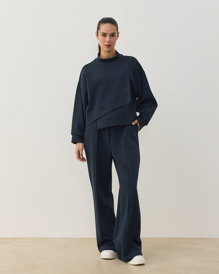Premium Doubleface Kısa Amorf Formlu Sweat Lacivert