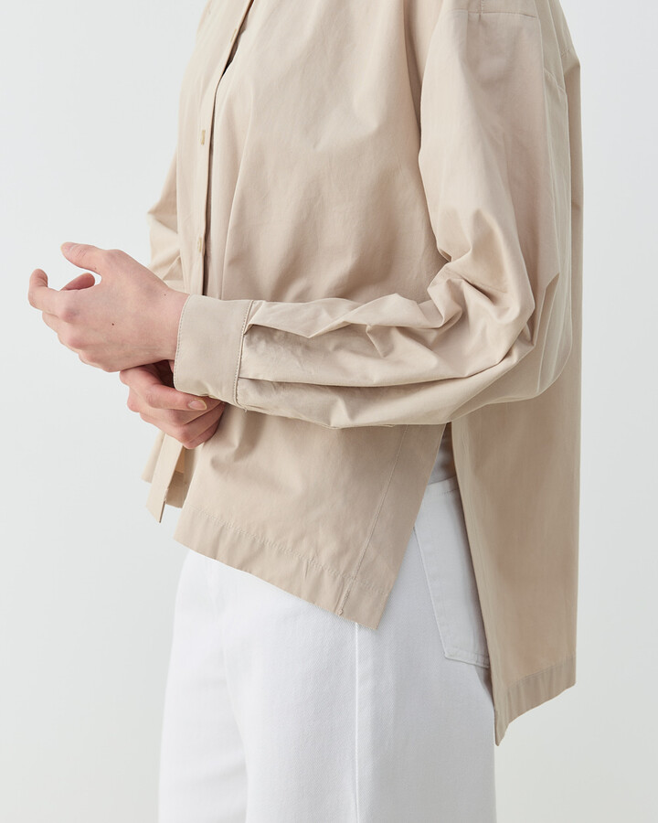 Premium Poplin Yırtmaçlı Kısa Gömlek Bej