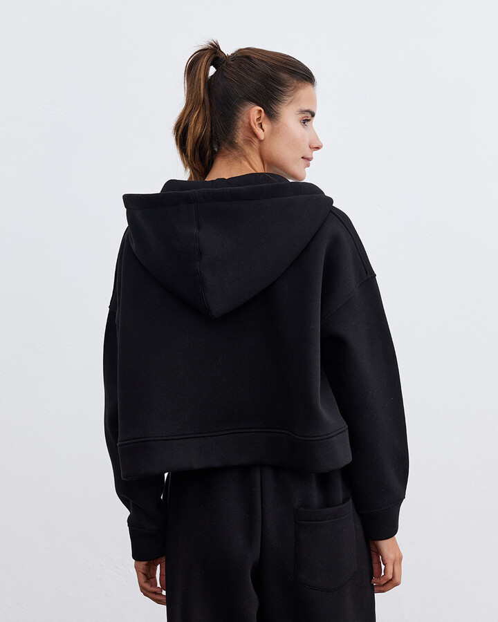 Şardonlu Fermuarlı Kapüşonlu Kısa Sweatshirt Siyah